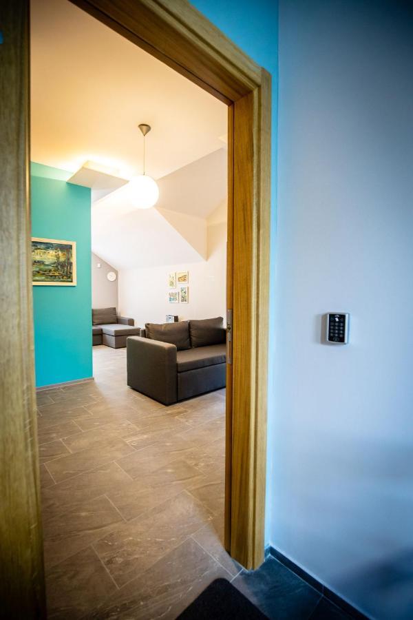 Gray Brick Apartment Subotica Exterior photo